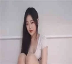 神似范冰冰的韩国女主播(5)033656-040352mp4[00:26:56]